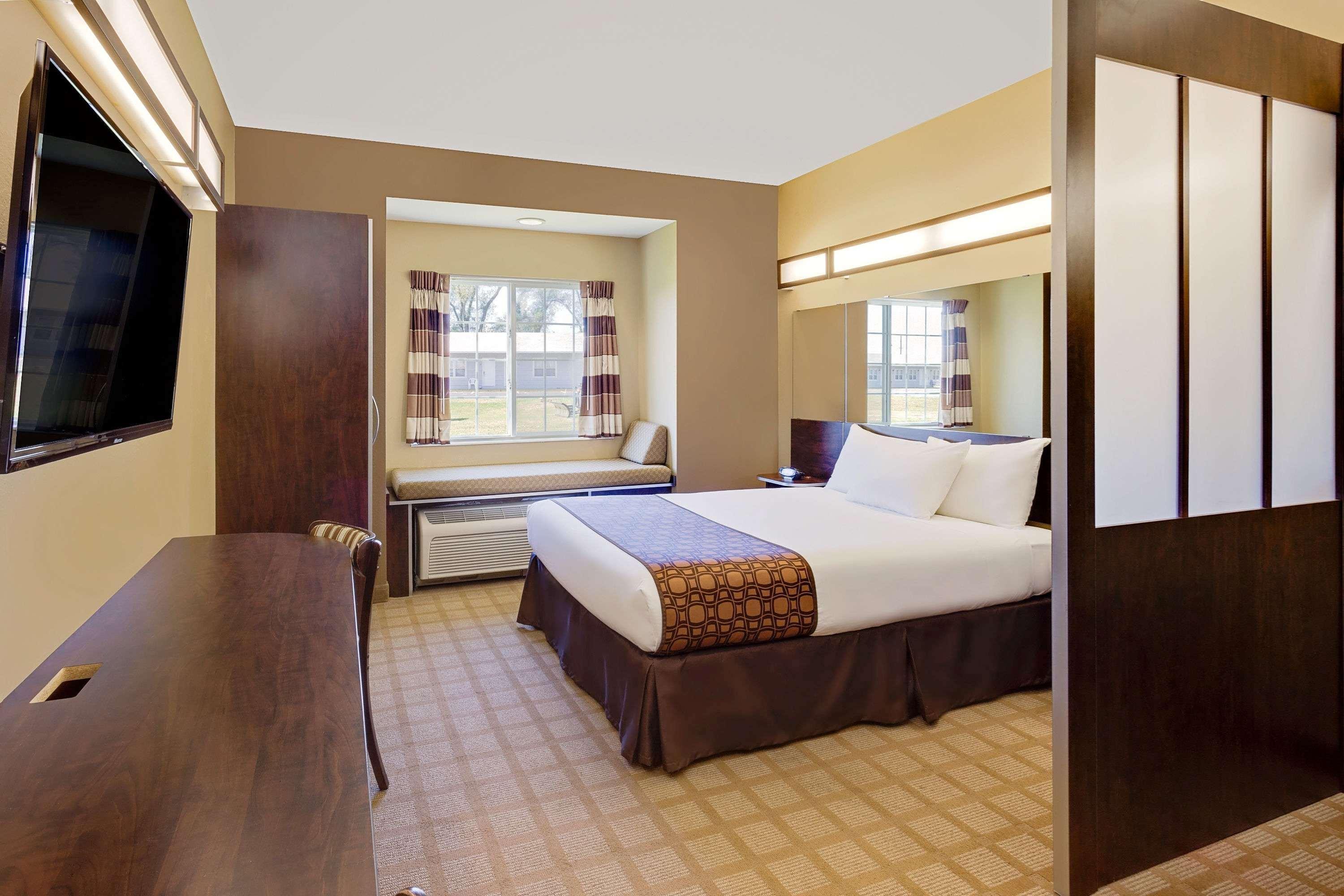 Microtel Inn&Suites by Wyndham Prairie du Chien Extérieur photo